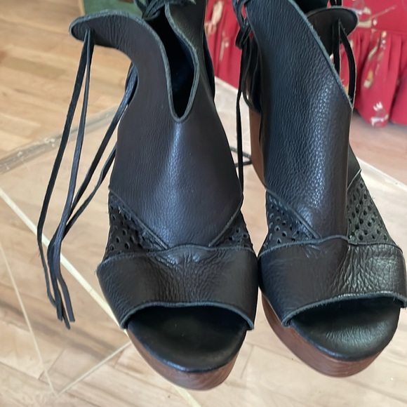 Free People Revolver Clogs (38) - Picture 4 of 6